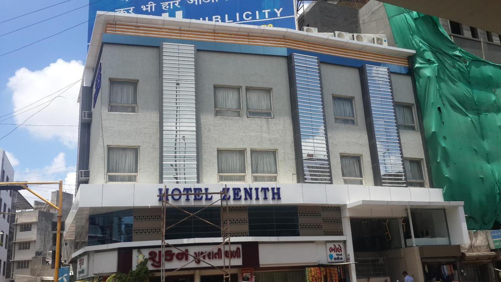 Hotel Zenith Súrat Exteriér fotografie